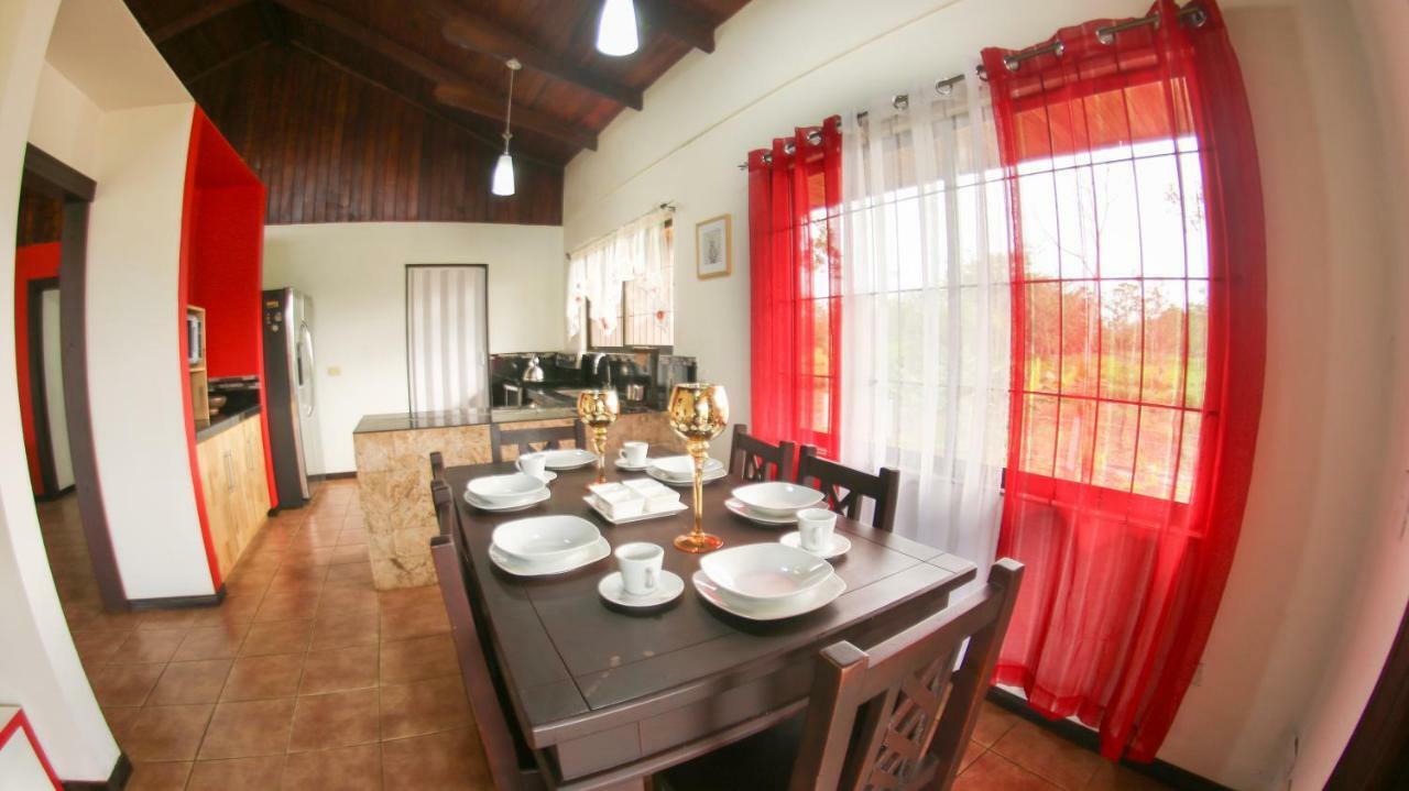 Villa Hortensias La Fortuna Eksteriør billede